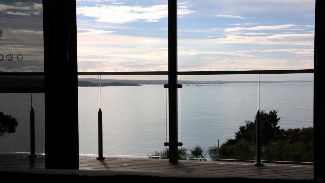 Sea Eagle Cottage Amazing Views Of Bay Of Fires Binalong Bay ภายนอก รูปภาพ