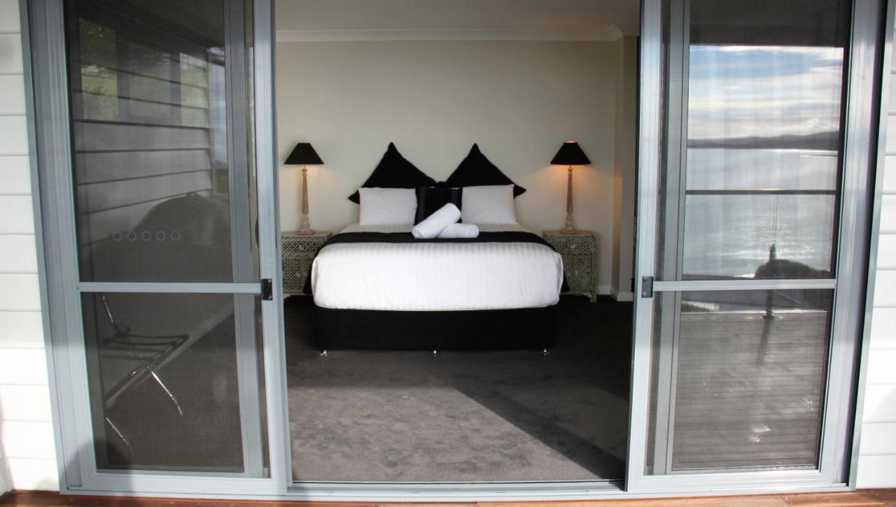 Sea Eagle Cottage Amazing Views Of Bay Of Fires Binalong Bay ภายนอก รูปภาพ